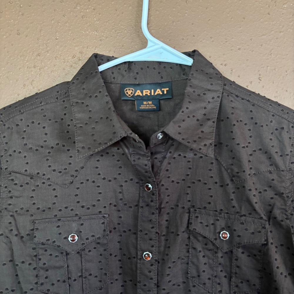 Ariat Womens Brown Swiss Dot Long Sleeve Western Snap Front Shirt Medium - Picture 2 of 9